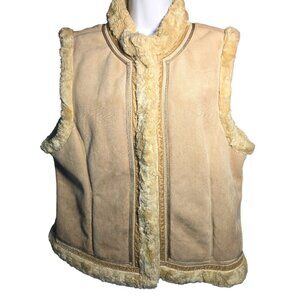 Liz Claiborne Women's Faux Suede Vest  Fur Lined Trim XL Beige Snap Closure